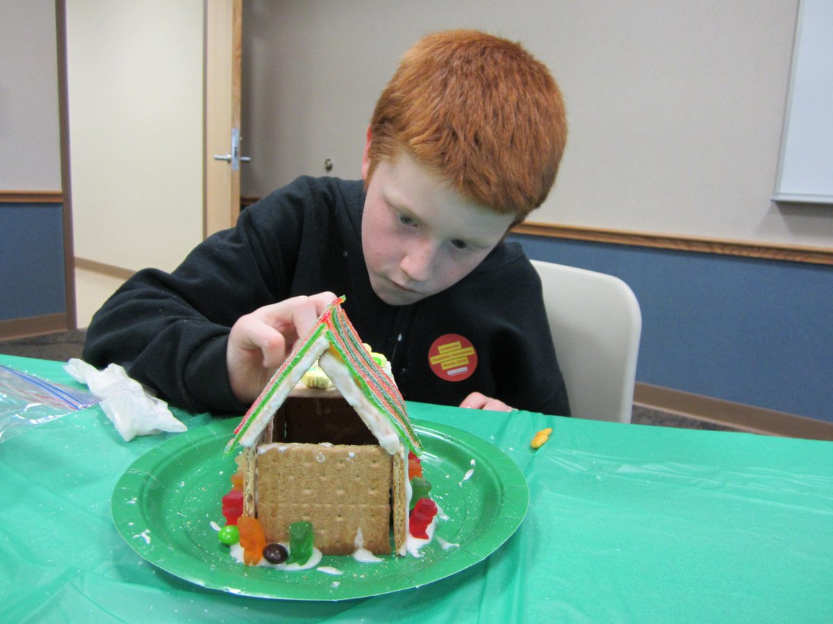 GrCalLibrary's tweet image. Try not to become green with leprechaun envy at our #AllAbility program created #LeprechaunHouses! #INLibrarySnapshotDay #LibraryLife #LibrariesAreForEveryone #Irish #StPatricksDay