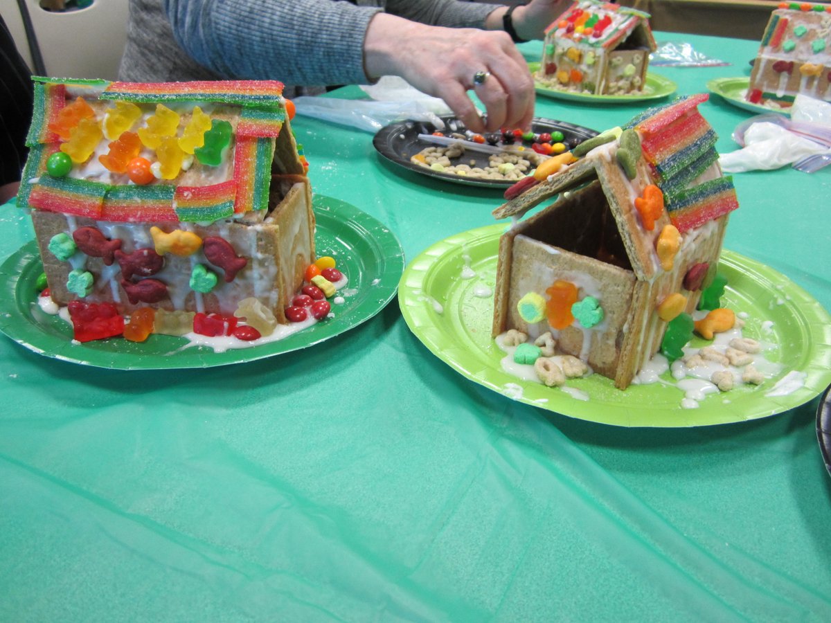 GrCalLibrary's tweet image. Try not to become green with leprechaun envy at our #AllAbility program created #LeprechaunHouses! #INLibrarySnapshotDay #LibraryLife #LibrariesAreForEveryone #Irish #StPatricksDay