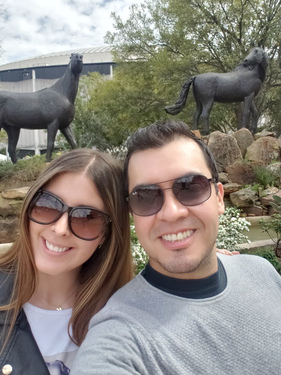 DiegoBeta's tweet photo. #RODEOHOUSTON https://t.co/LXPxRiGLxp