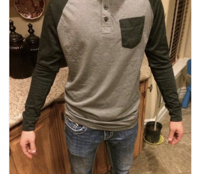 investingiscool's tweet photo. Peters mom; we missed everything about you....your smile....your clothes
Peter’s clothes:
#TheBachelor https://t.co/H9OhZkUDlD