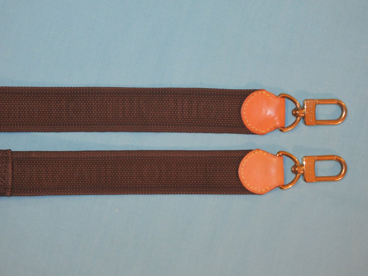 nextstop1derlan's tweet image. Check out my listing for this @LouisVuitton Strap/Bandouliere ebay.to/336KWa5
37"- shortest length, 56.5" - longest length, 1.5" - wide
@LVMH #LouisVuitton #keepall #fashion #style #travel #luxury #vintage #fashionblogger #travelbag #ebay #luggage #mensstyle #mensfashion