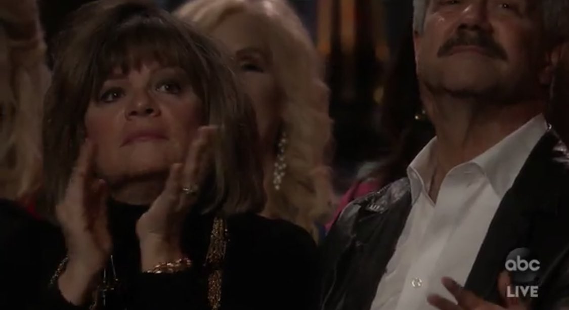 ChicksInTheOff's tweet image. So guessing that’s not how it ends Barb? #TheBachelor