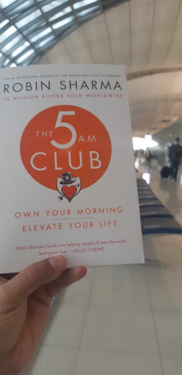 GjGovind1's tweet photo. Nothing better can give you a company on an early morning flight. Flying to #Maldives from #Bangkok with @RobinSharma 's #5amclub .. https://t.co/8BYlbxrtVq