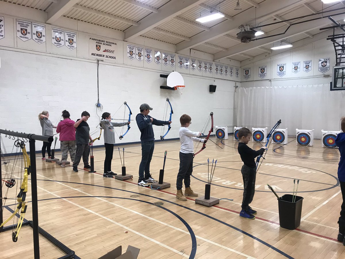 CharaLarusic's tweet photo. Some NASP action at PRHS.  Tic tac toe, shoot the sticker etc 🙂 #nasp https://t.co/15sY2vAWAE