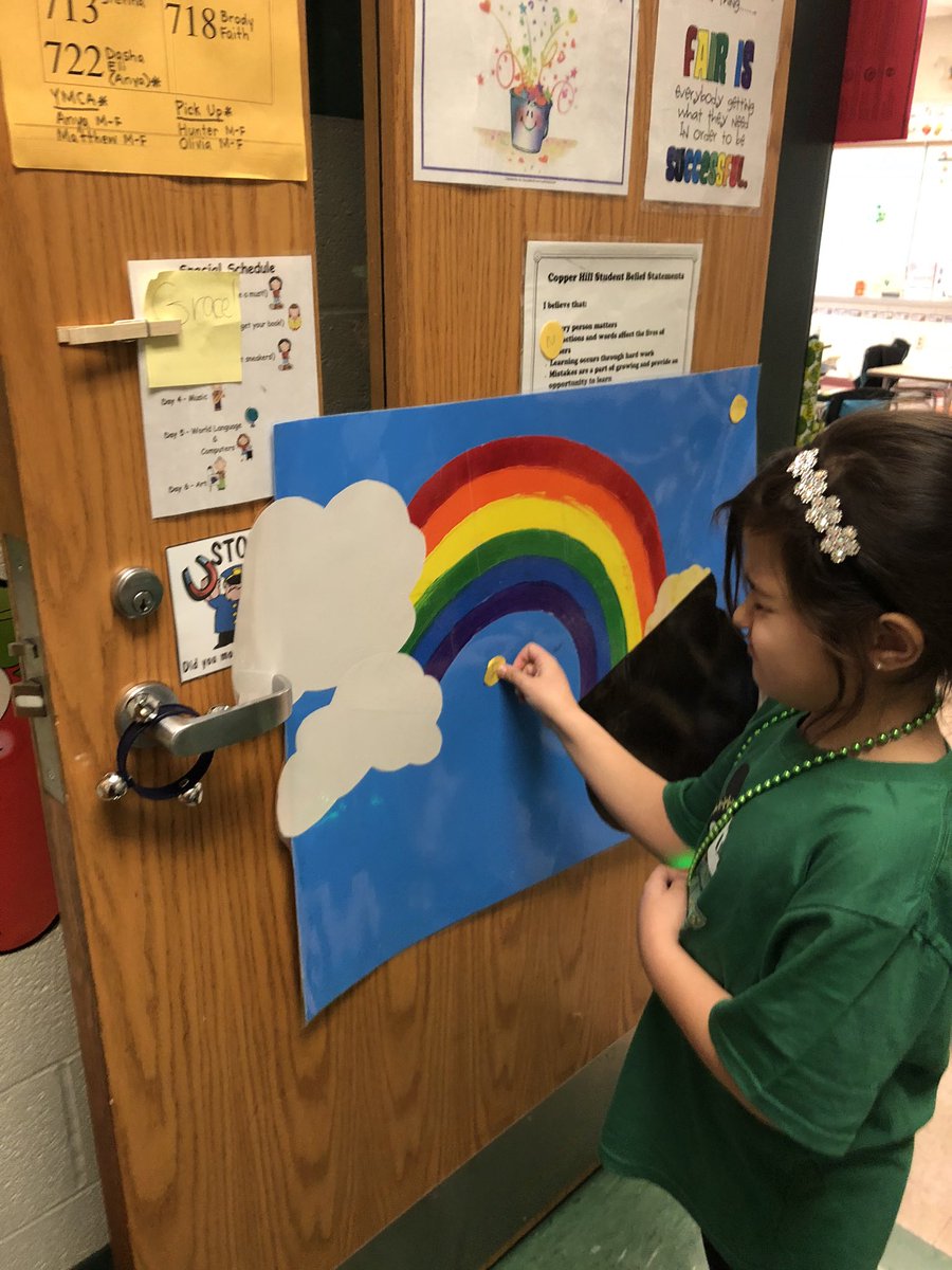 MrsRitterFRSD's tweet photo. So much fun at St. Patrick’s Day Club today!! Thankful to Copper Hill PTO for their support! 🐾💚 https://t.co/iMDn3Z97Zw