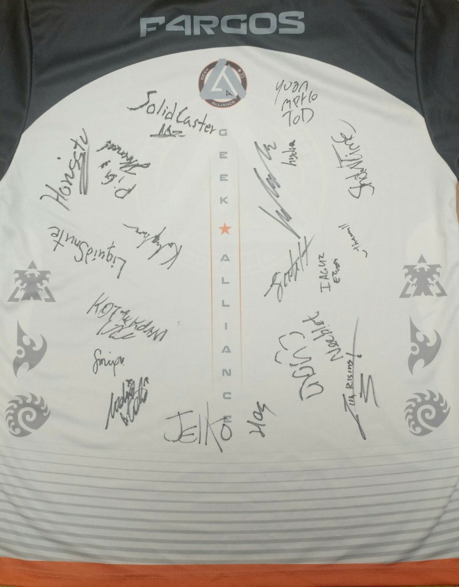 f4rgos's tweet photo. Recordando La Copa Intercontinental. @JimRisingSC  @Horusstv  @x5_PiG  y todos los demás. https://t.co/F35c9KZanN