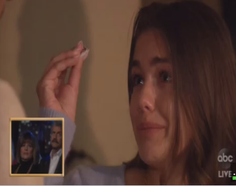 laurenzima's tweet photo. CHEERS TO WHOEVER THOUGHT OF PUTTING BARB'S FACE IN THE BOX WHILE HER DAUGHTER HANNAH ANN GAVE HER SON BACK THE ENGAGEMENT RING #thebachelor #thebachelorfinale https://t.co/n5ktuQTEA3