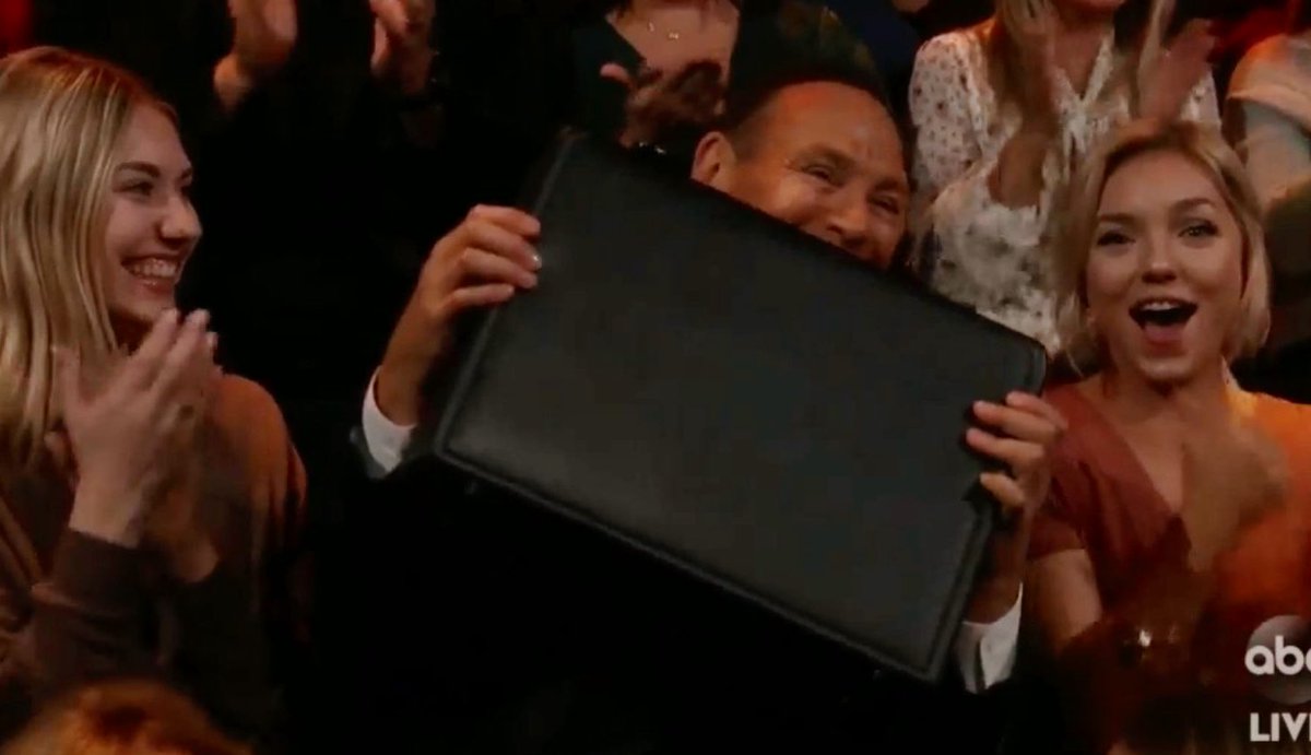 michmccaw's tweet photo. Neil Lane actually has the paperwork  for Peter’s mom to adopt Hannah Ann in his briefcase #TheBachelor https://t.co/luiMPNkMlq