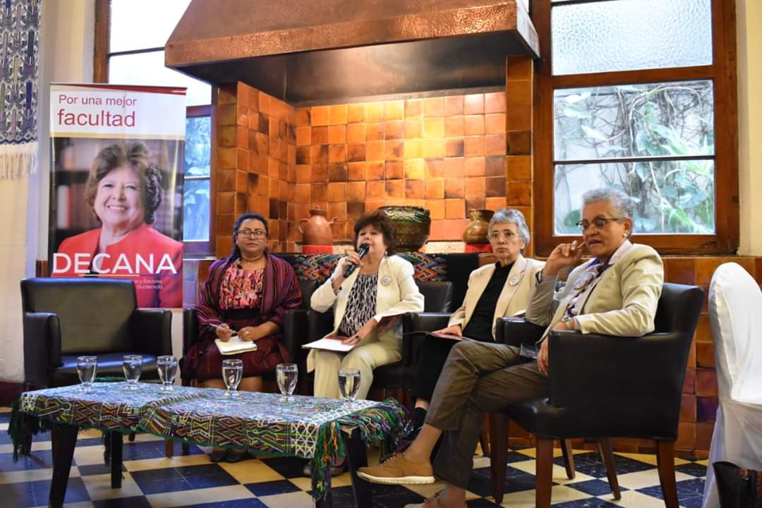 DecanaLemus's tweet photo. 📌 𝟴 𝗱𝗲 𝗠𝗮𝗿𝘇𝗼| Día Internacional de la Mujer

Conmemoramos esta fecha con el conversatorio "Mujeres que rompen paradigmas: Inclusión, lucha e igualdad para todas".

https://t.co/IJZwTZ83kj

#AstridLemusDecana
#UnaMejorFacultad https://t.co/fWvUuh9ujq