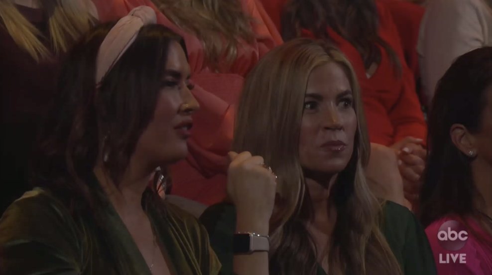 enews's tweet photo. America right now: 
#TheBachelor https://t.co/cHli3gNSQf