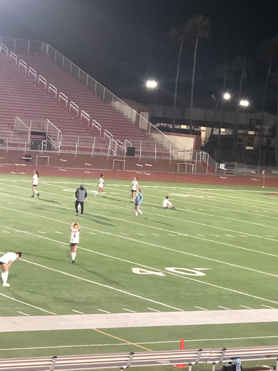 Ladymustangsoc's tweet photo. Minutes away from kickoff! Mustangs vs. LJ Juarez, let’s do this!! ⚽️ https://t.co/HIipVn04jc
