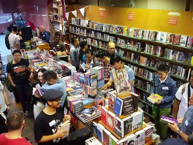 The iconic bookshop Darlinghurst recently supported SGLC in it's recent fundraising raffle and now needs your support:mailchi.mp/thebookshop.co…
#Sydney #Gay #Lesbian #Bookshop #Darlinghurst #LGBTQI