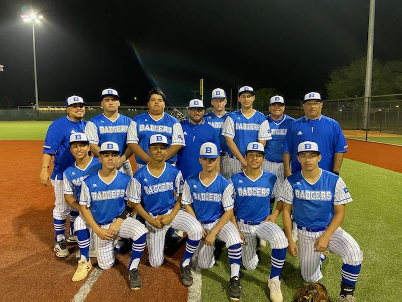 BBPB_Badgers's tweet photo. Ben Bolt Palito Blanco Badgers get the Win this afternoon 11-1 against Benavides. Good team win, to open up our first game at home. Gotta keep working! ⚾️🙏🏽☝🏽 #HavePurpose #NewBlueCrew https://t.co/JwlJ3hitNp