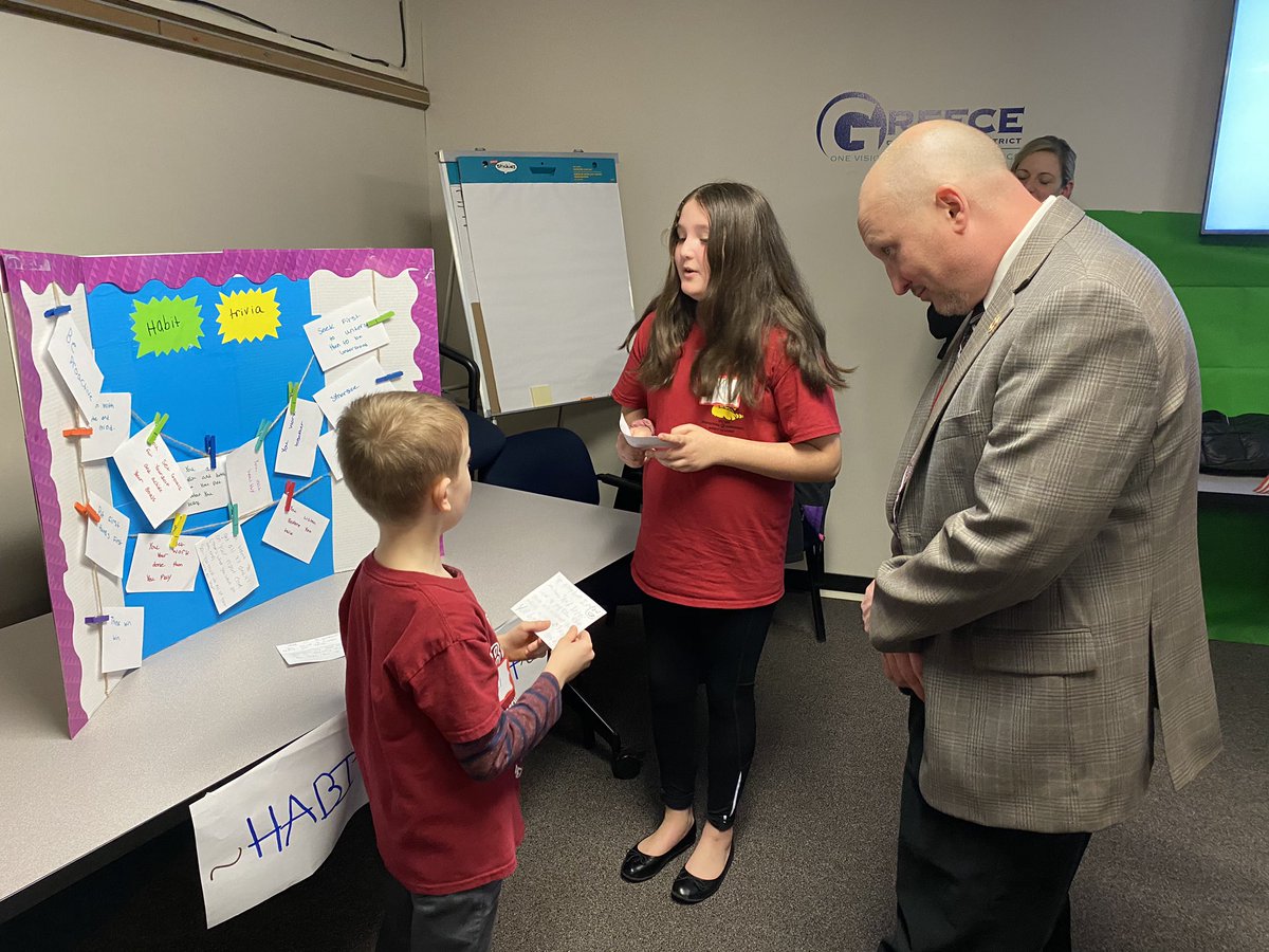 Lori Quinn tweet media