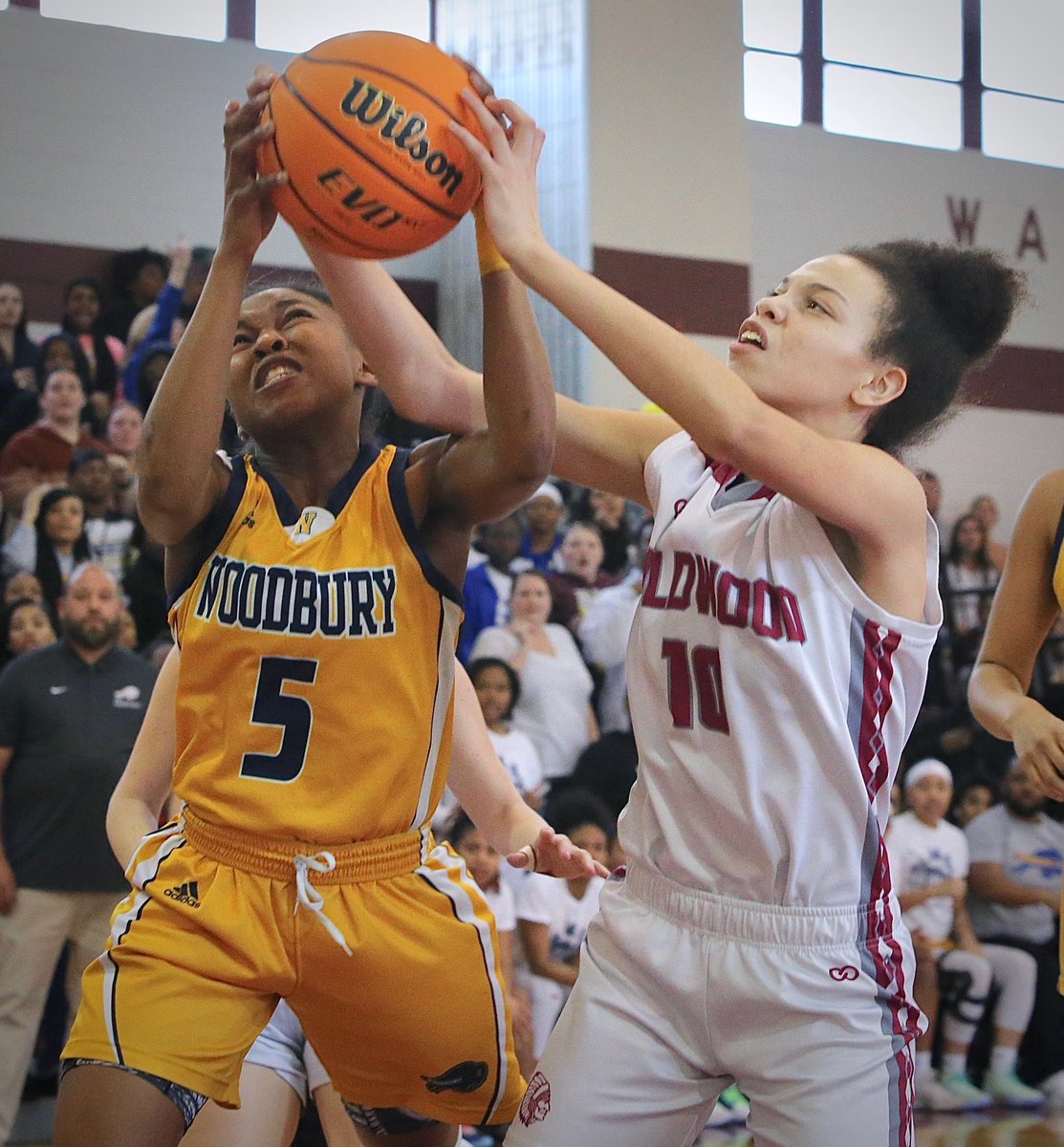 gerhard_dale's tweet photo. Wildwood and Woodbury girls basketball battled it out tonight for the South Jersey Group I  championship. @CMCSports @WildwoodPSD https://t.co/O9OIKMgxzV