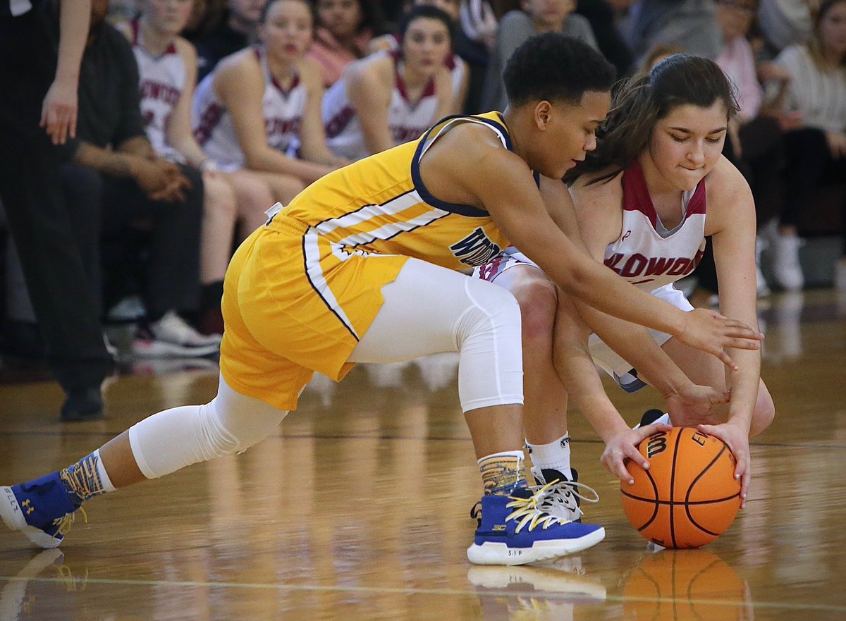 gerhard_dale's tweet photo. Wildwood and Woodbury girls basketball battled it out tonight for the South Jersey Group I  championship. @CMCSports @WildwoodPSD https://t.co/O9OIKMgxzV
