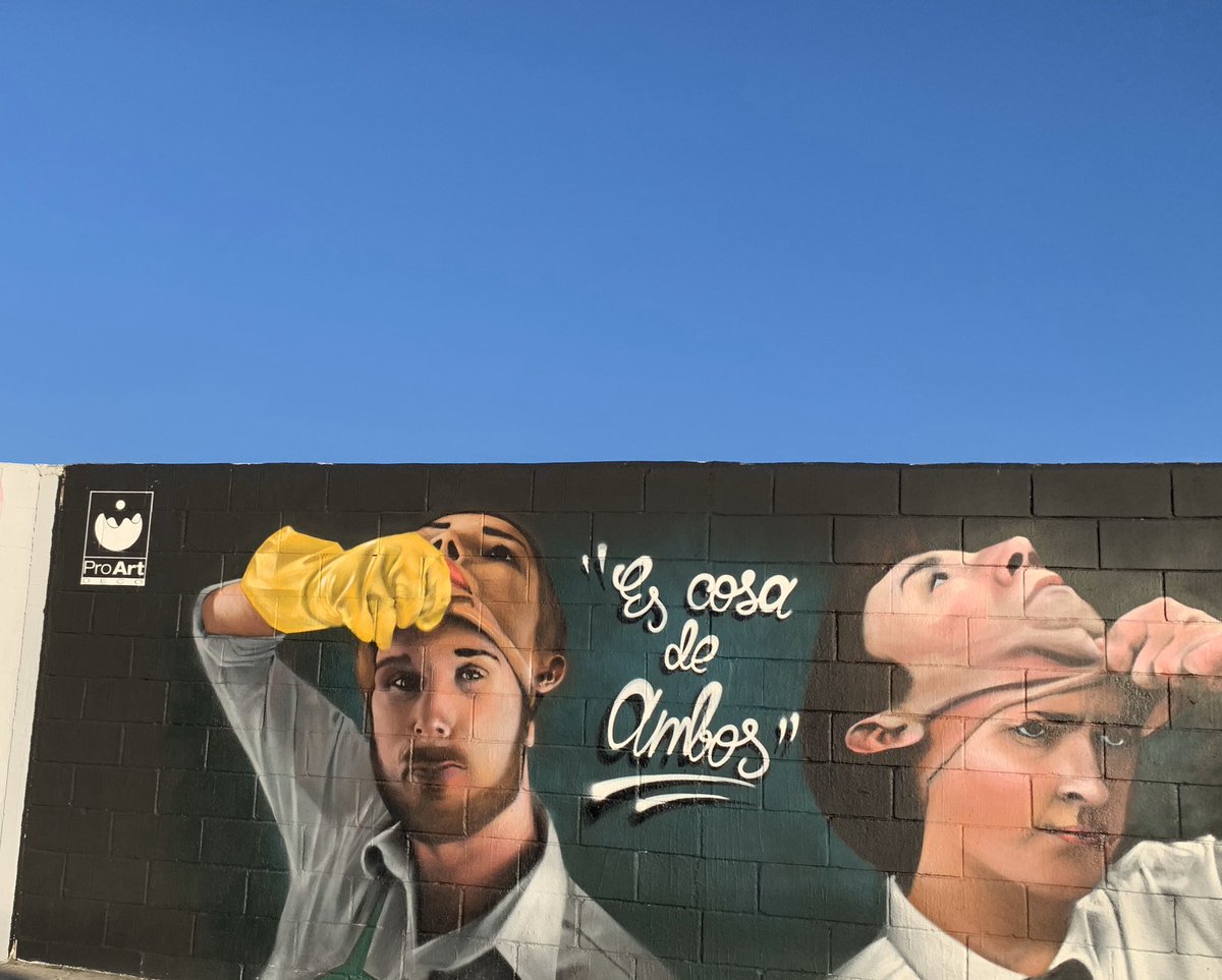 Los grafittis de la carretera de Asturias nos dan hoy los #buenosdíasmundo🌍 desde #leonesp #felizmiércoles