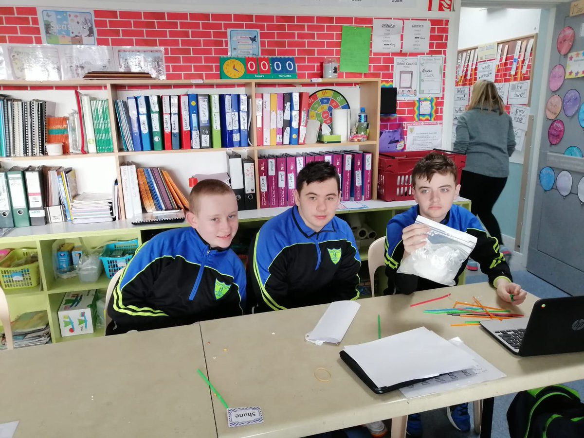 ScoilBernadette's tweet photo. Mrs Powers class were very successful last Friday at the egg drop challenge for #engineersweek. Thanks to Mr Motherway for his fair judging and Catherine for not cheating #eggdrop #boiledeggs #funthroughlearning https://t.co/3YXGMHtTmL