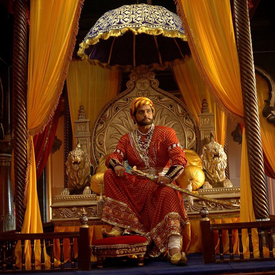 SUdapurkar's tweet photo. छत्रपती संभाजी महाराज बलिदान दिन 11 March 1689..
मानाचा मुजरा ...
छत्रपती संभाजी महाराजांच्या जीवनावर आधारित अभिनेता व दिग्दर्शक म्हणून पूर्ण झालेला सिनेमा प्रदर्शित होण्याची वाट बघतोय .. https://t.co/rrveTLatVO