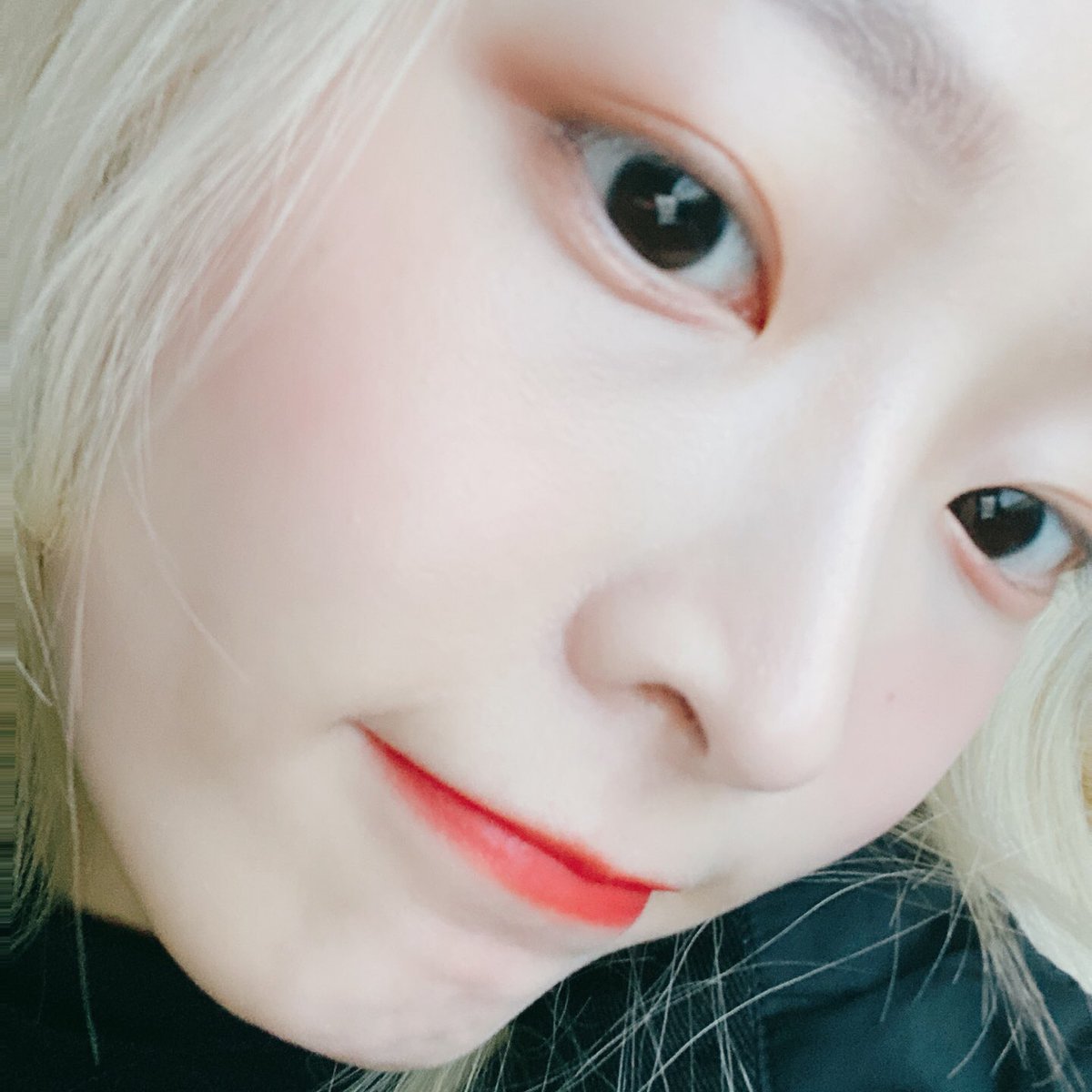 HINAPIAofficial's tweet photo. [ #은우 ]
요즘의 은우✋🏻✋🏻 https://t.co/HXIYVknyiH