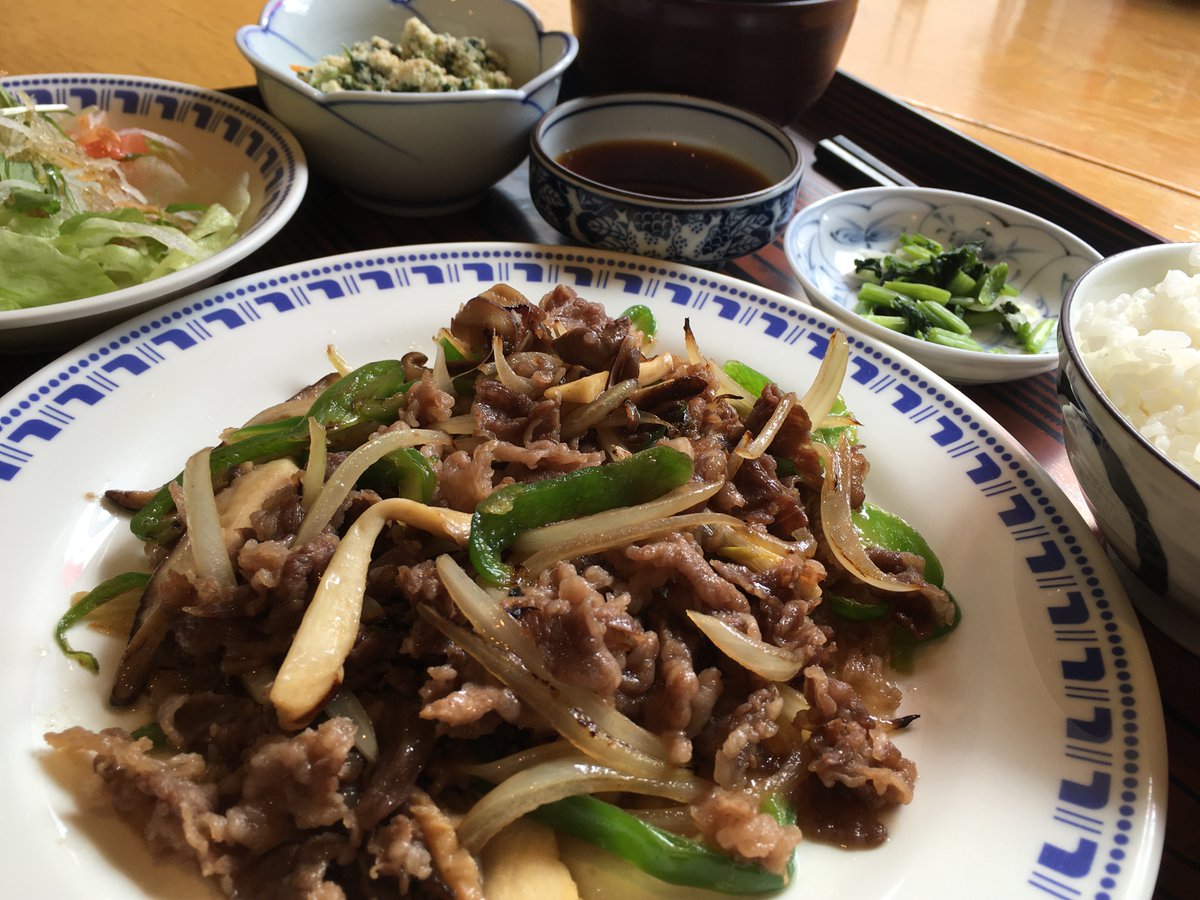 ホテルアストリア 徳島県 夕食には やっぱり定食が人気です とんかつ定食 1100円 ハンバーグ定食 1100円 幕の内定食 1100円 焼肉定食 ステーキ定食 もオススメです カフェ レストラン 夕食 晩御飯 夕ご飯 定食 アストリア ホテルアストリア 徳島県 夕食には やっぱり定食が人気です とんかつ定食 1100円 ハンバーグ定食 1100円 幕の内定食 1100円 焼肉定食 ステーキ定食 もオススメです カフェ レストラン 夕食 晩御飯 夕ご飯 定食 アストリア