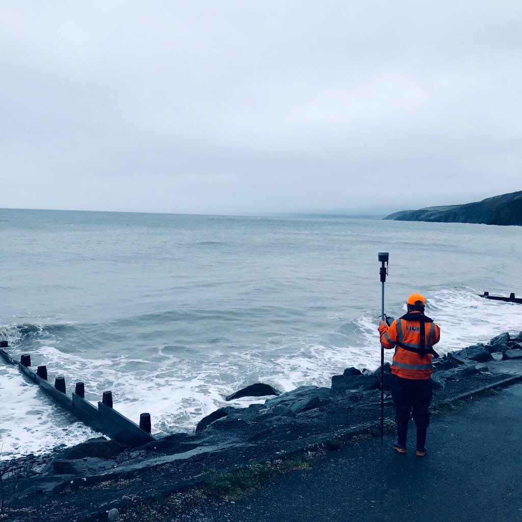 TobyMoyse_SG's tweet photo. One man and his rover. #Trimble #Storm #Beach #Coastal #Monitoring #R12 #Korecphotocompetition https://t.co/nLLqT5W8WE