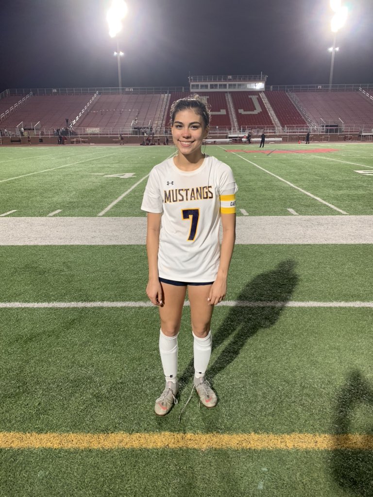 Riosportslive's tweet photo. Tonight’s Hacienda “She” Has it player of the game goes to Mia Perez of the McAllen Memorial Lady Mustangs as she scored two goals against the Lady Huskies of Juarez-Lincoln. Congratulations @Ladymustangsoc on winning 3-1 tonight! https://t.co/QiRPt3NqsY