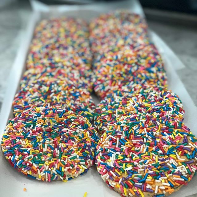 WHOSglutenfree's tweet photo. Rainbow 🌈 sprinkle cookies. Order them for your next party. 
#whos #whosglutenfree #glutenfree #whosgf #glutenfreecookie #paramus #eatglutenfree #celiac https://t.co/SkA7xPRRTW https://t.co/GOrZimoU9d