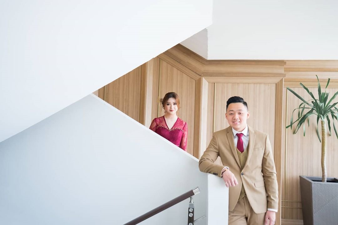 JavaParagon's tweet photo. The engagement of @cynceka &amp; @darwinpratama  𝟤𝟤 𝟢𝟤 𝟤𝟢𝟤𝟢
.
Credit to @spazio.eventorganizer
.
Java Paragon Hotel &amp; Residences Surabaya
+6231-5621234
https://t.co/5hL7S712VX
.
#wedding #weddingvenue #weddingdress #weddinginspires #weddingdream #weddingvenue #weddingsurabaya https://t.co/icCtQKRzy1