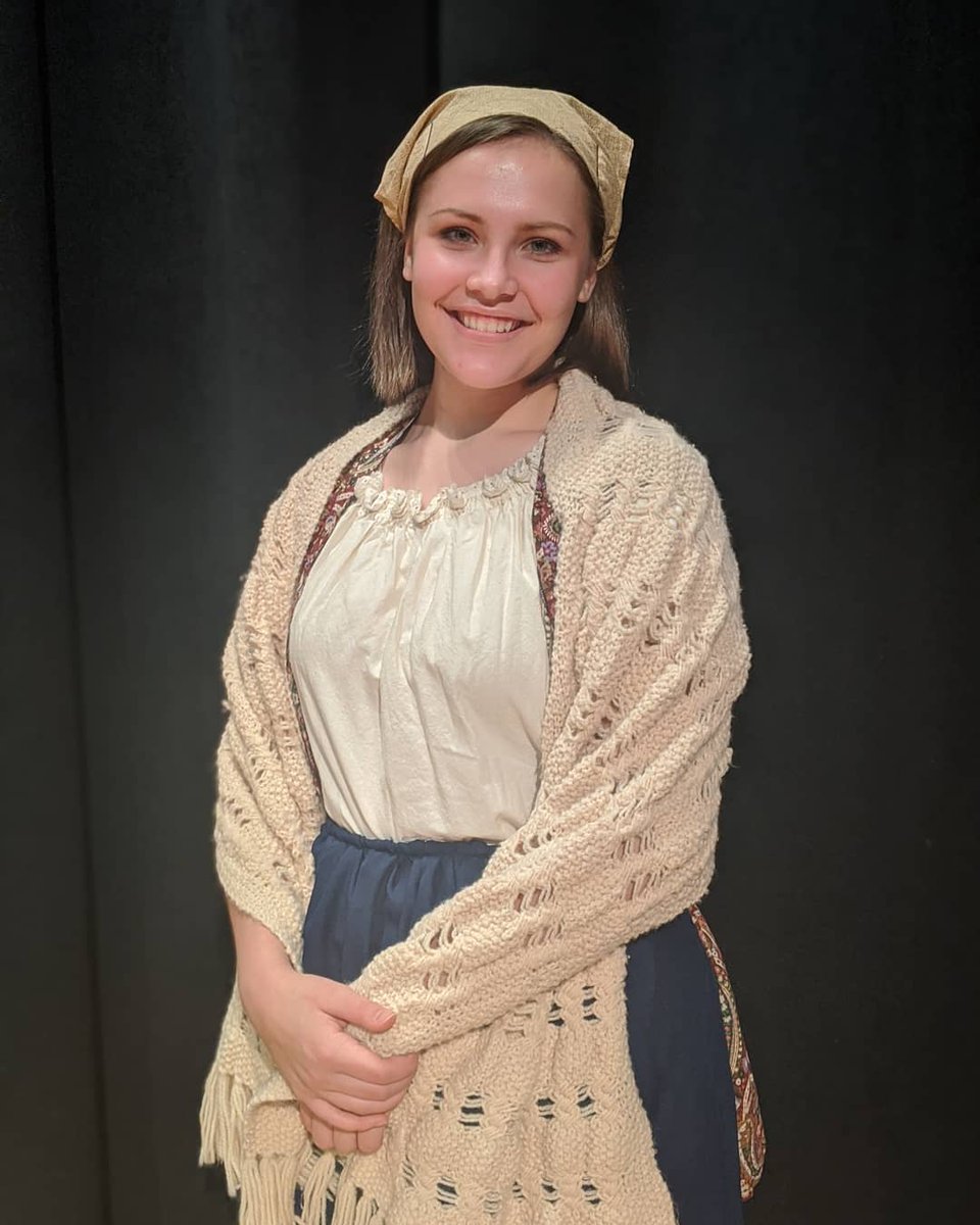 DeMaryHCMusic's tweet photo. Meet the cast!

Mackenzie Vollant, senior, plays The Baker's Wife! See her favorite line from the show and why you should come see Into The Woods!

Get your tickets now! We open Friday!

#opportunityisnotalengthyvisitor
#intothewoods #hcsd https://t.co/7k1tU9TUrK