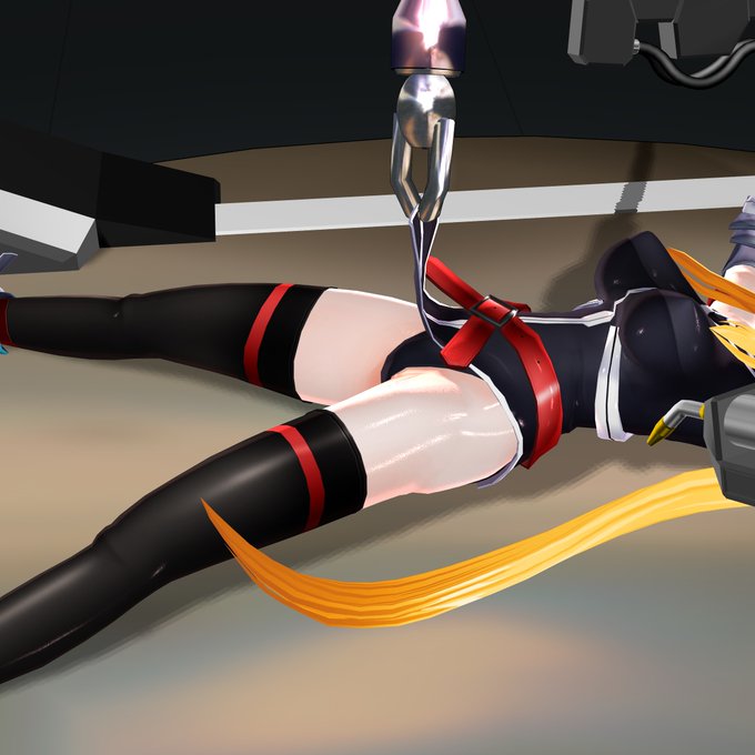 パンツじゃないから見えても
大丈夫だけどやっぱり恥ずかしいから
見え辛くするために付いてる前垂れを、
こういう風にめくった状態で固定して
ヒロインの反応を見たい 