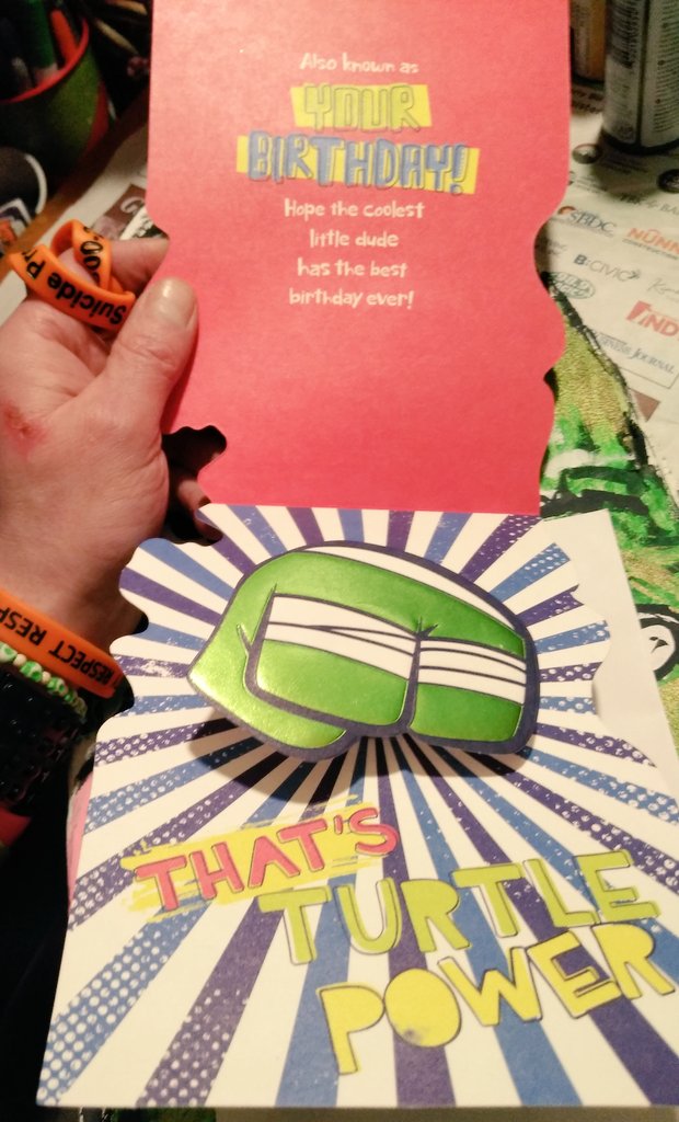 tOkka's tweet photo. @zimmerltw @fl0werbud @TortuesNinja_FR @GoGreenMachine @skyfrjtfr @MadDogsTMNT / #CarltonCards @amgreetings #TMNT #HalfShellHeroes #TurtlePower #Kids #Birthday Card #2017 https://t.co/6dY4gdzGtC