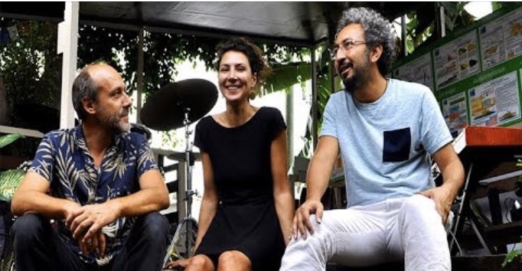 CanterTheatre's tweet photo. Jazz au féminin 😃ce mercredi 20h au #theatrecanter crous de La Réunion avec Eléa 🎤et Lise Vandoreen🎹.Réservation @MONTICKETRE 8-12€ et avec la carte IZLY pour les étudiants 3,30€ @Cnous_LesCrous @Univ_Reunion https://t.co/EtKWg99k0Y