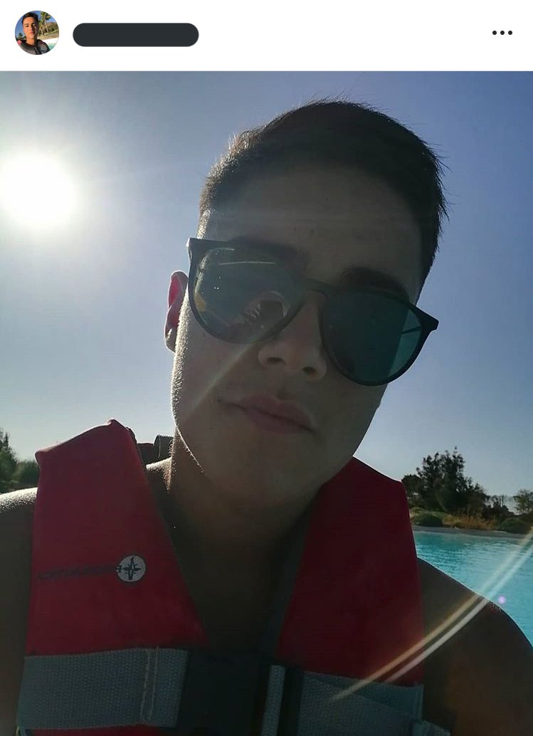 Ricoss_cl's tweet photo. Mauro / 19 años / Chileno 🇨🇱

¿Quien lo pidió?

Rt si quieres algún hetero engañado https://t.co/UBC1k9KFIF