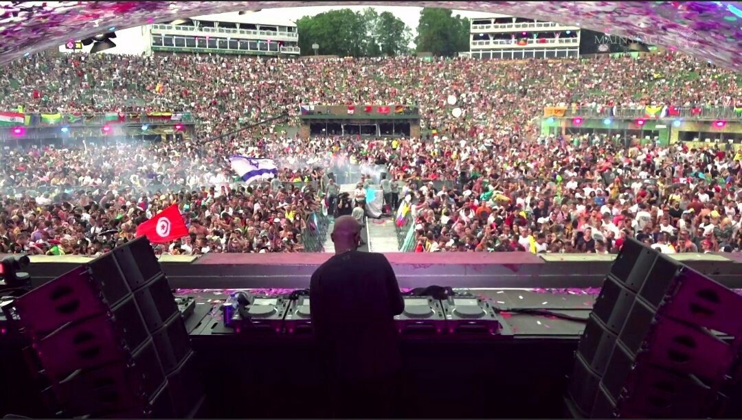 Happy Birthday Black Coffee you\re a truly inspirational Dj tha brings Spirituality to the dance floor      