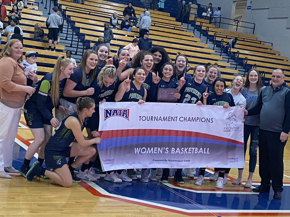 UPArgosWBB's tweet photo. Conference CHAMPS 💚🏀💙 this feeling is surreal but we aren’t done! On to the next, we will see you at NATIONALS!! https://t.co/DnrAXa8Tnk