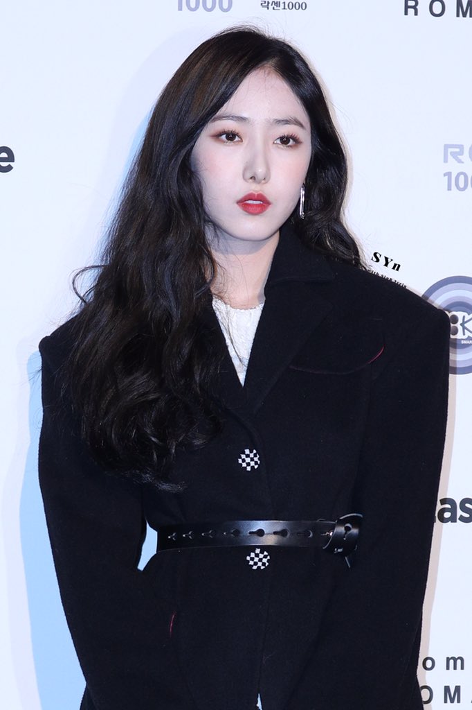 SYn0116's tweet photo. 181019 여자친구 신비

#여자친구 #GFRIEND #신비 #SINB

나의 첫사랑 https://t.co/riRbnYPqiL