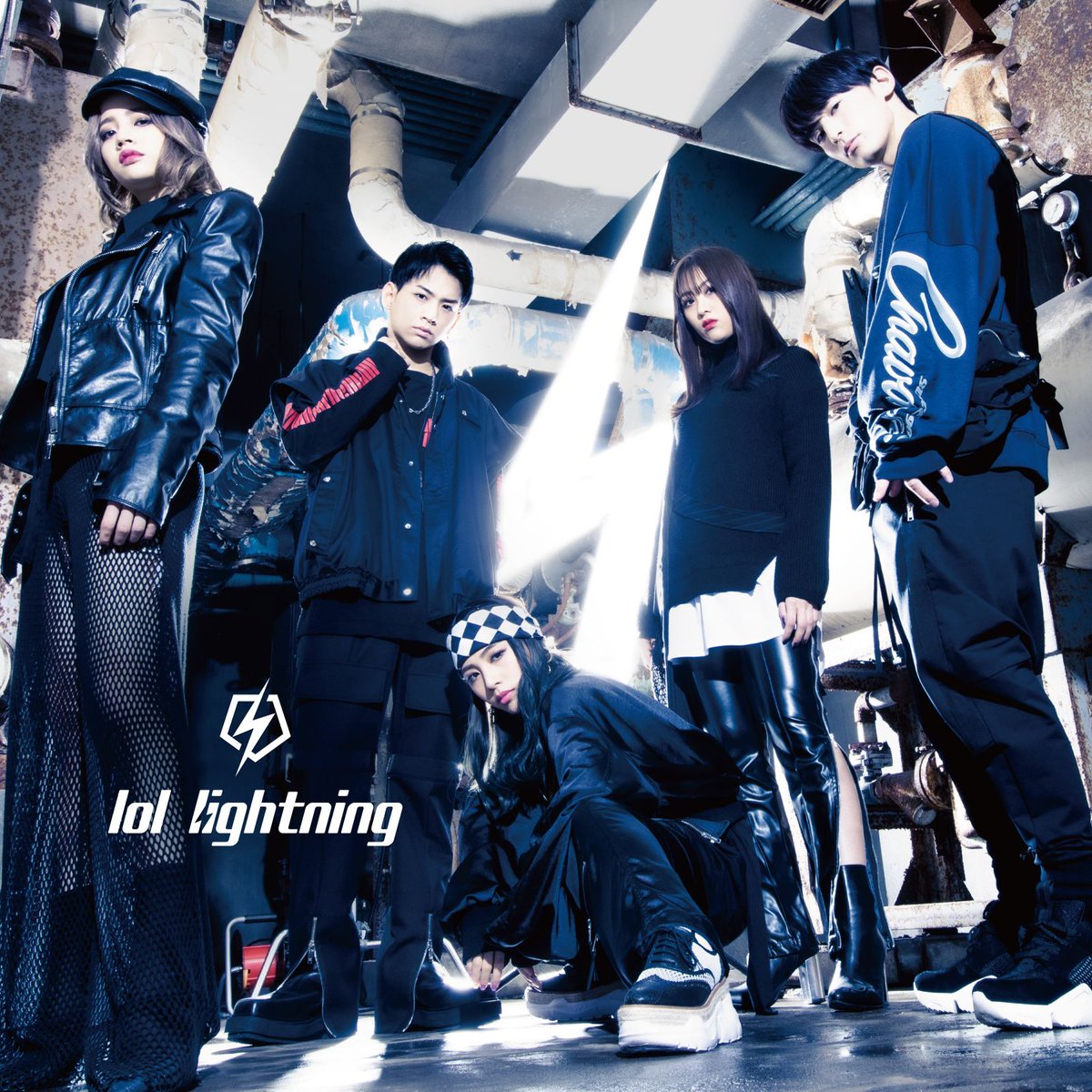 mumo__shop's tweet photo. ／
📢 いよいよ来週発売✨
＼

#lol 3rd Album「 #lightning 」
今回も様々な特典をご用意しております🙋✨

①直筆サイン入りB2ポスター
②2ショット撮影会
③テレビ電話

特典によっては残り少なくなってきているものもございますので、ご予約はお早めに🛒💓
https://t.co/Xp7Aax9Sso https://t.co/vqHU6jJf5Q