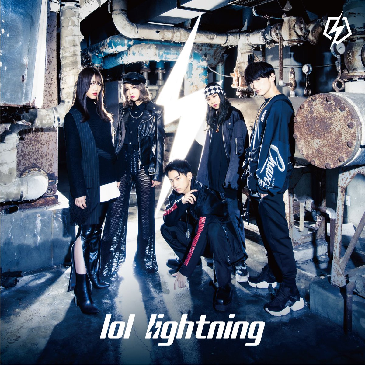 mumo__shop's tweet photo. ／
📢 いよいよ来週発売✨
＼

#lol 3rd Album「 #lightning 」
今回も様々な特典をご用意しております🙋✨

①直筆サイン入りB2ポスター
②2ショット撮影会
③テレビ電話

特典によっては残り少なくなってきているものもございますので、ご予約はお早めに🛒💓
https://t.co/Xp7Aax9Sso https://t.co/vqHU6jJf5Q