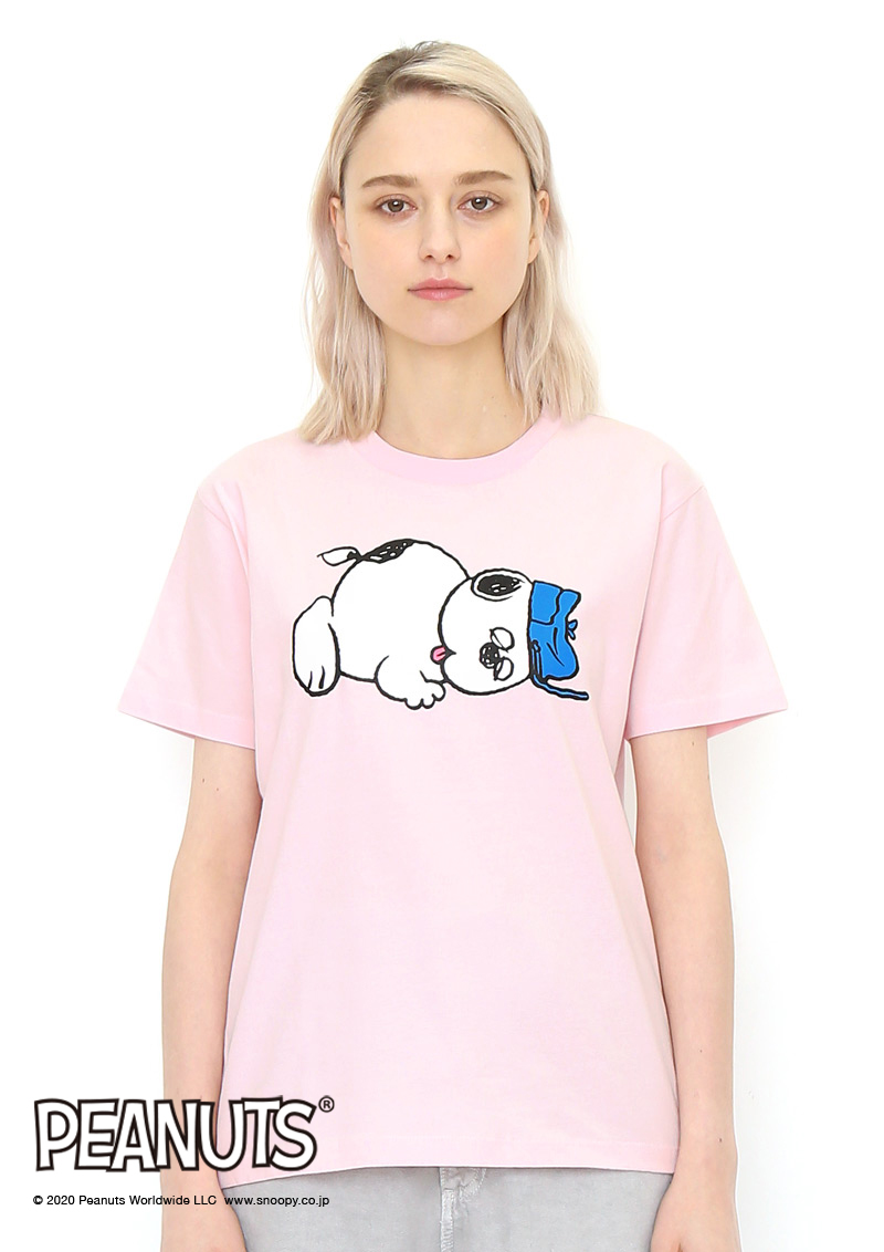 グラニフ オラフtシャツ ピーナッツ スヌーピーの兄弟のオラフ みにくい犬コンテスト で優勝した経歴のあるオラフ ですが なんとも可愛らしい寝顔でお昼寝しているようです 色違いでキッズtも Peanuts スヌーピー Snoopy グラニフ T Co