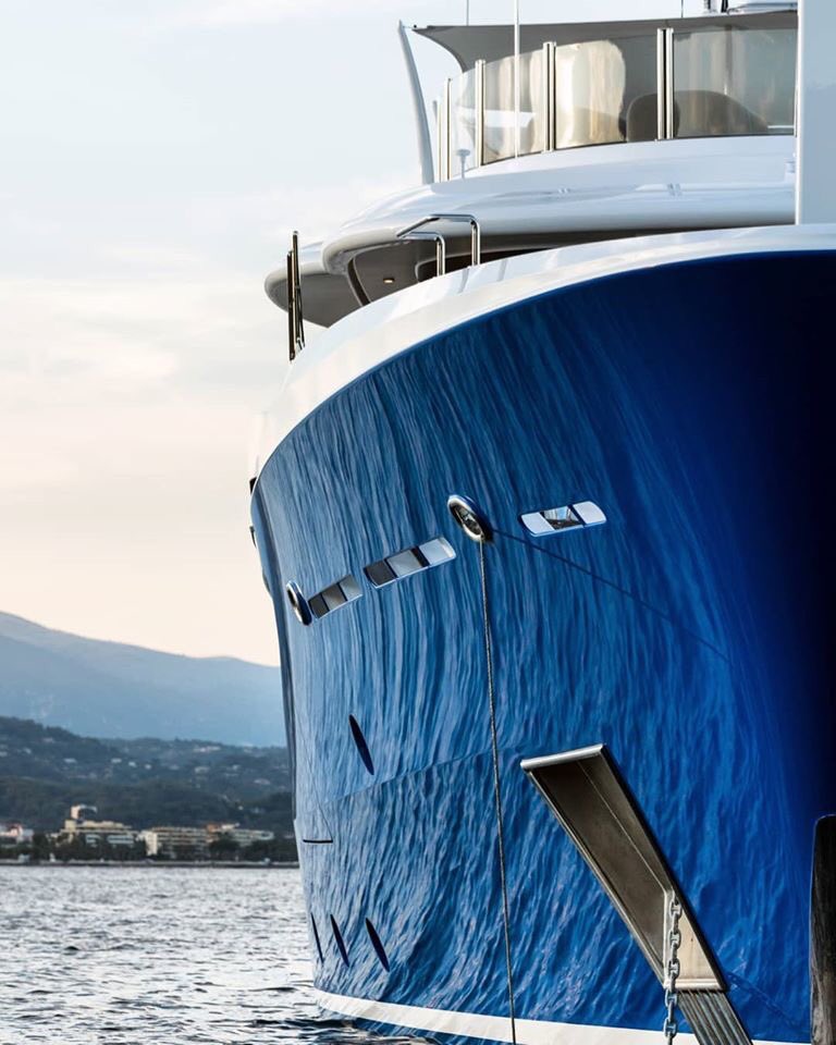 We’re specialized in integrating luxury technology onboard of superyachts 🔱

#proud2bvbh #vbhfrance #vanbergehenegouwen #vbhusa #vbhinternational #antibes #france🇫🇷 #innovation #technology #communication #itsystems #security #lighting #control #av #superyacht #megayacht