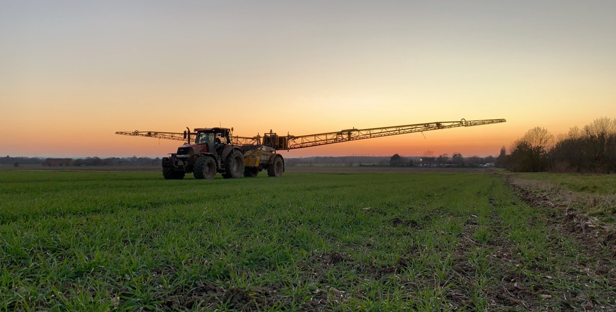 Matthew Carter (@matthewdcarter) on Twitter photo Perfect evening for some Post-Em herbicide application 🌾 <a href="/velcourt/">Velcourt</a> <a href="/chafermachinery/">Chafer Machinery</a> <a href="/CaseIH_UK_IRE/">Case IH UK & IRE</a> Perfect evening for some Post-Em herbicide application 🌾 <a href="/velcourt/">Velcourt</a> <a href="/chafermachinery/">Chafer Machinery</a> <a href="/CaseIH_UK_IRE/">Case IH UK & IRE</a>