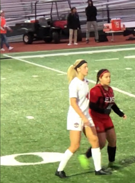 EAHSGirlsSoccer's tweet image. Now! Introducing the great and famous Defender #18 Joanna Banana (yes the voice of East Aurora!) @joannaaaa_9 Joanna Franco a 4 year varsity and  #ReadtheThREAD #tomcatforever #nx