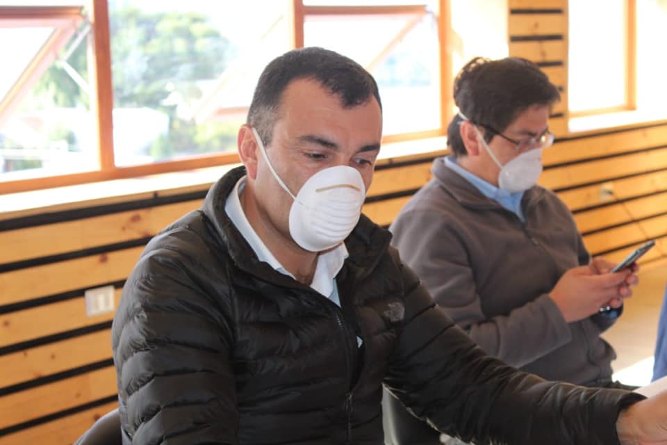 Alcalde de <a href="/CastroMunicipio/">CastroMunicipio</a> Castro Juan Eduardo Vera llama a cuarentena voluntaria a todos los habitantes de Castro, especialmente ahora que se confirmó el primer caso de coronavirus en la capital chilota.
castromunicipio.cl/?p=9022