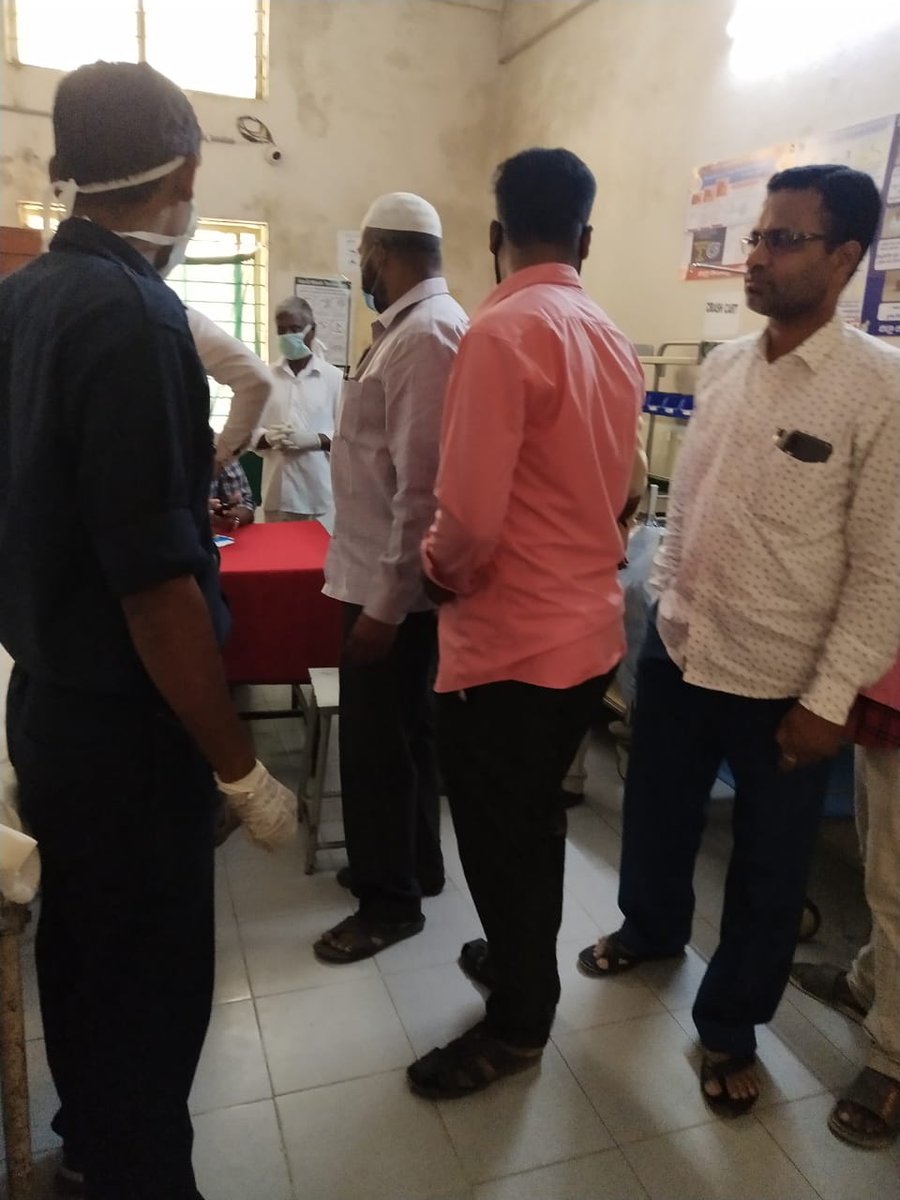 ShaikMusheerMIM's tweet photo. Alhamdulillah As Per The Instructions Of @aimim_national President @asadowaisi Sahab Food Packets Are Distributed Among Needy People Since The 1st Day of #lockdownindia https://t.co/uuyg9Gs9ct