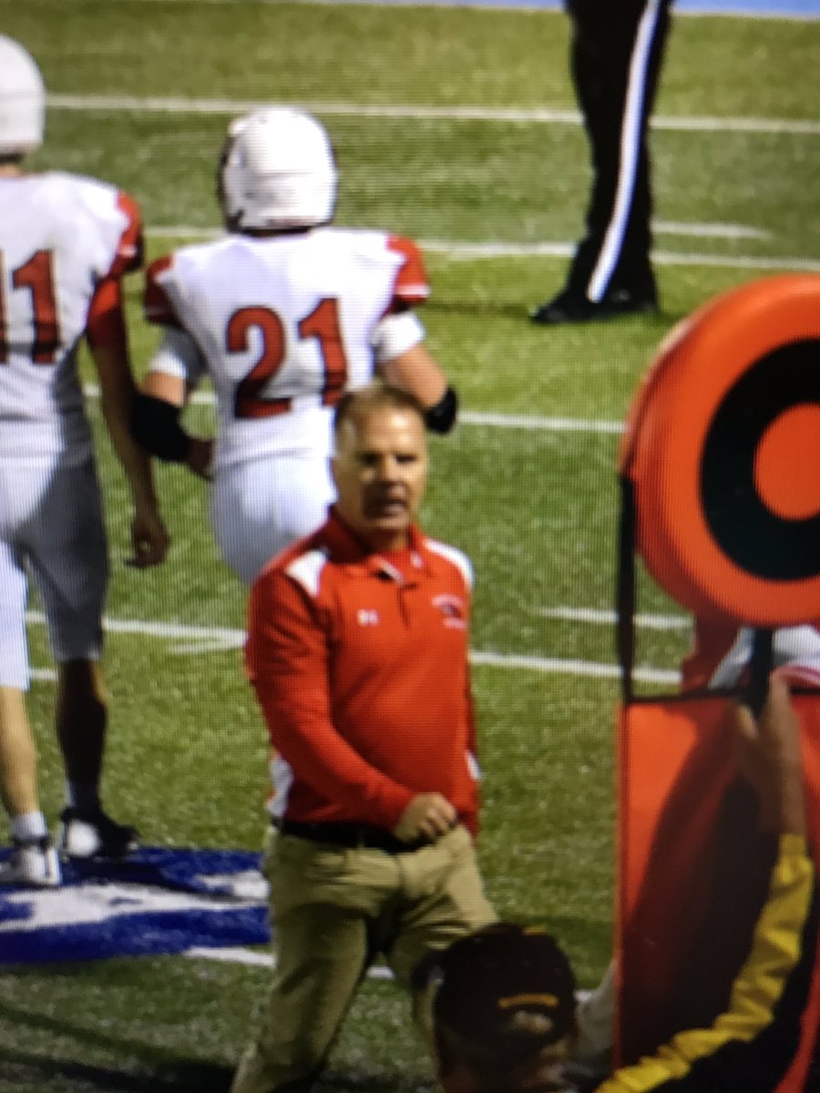 CraigGreiner's tweet image. Challenge ✅

New challenge alert!!! Once you are nominated you have 24 hours to respond or you donate $20 to local charity. You then nominate 4 coaches. You have to post pictures of you coaching. 
I nominate: @ljbradley93 @BladeGrizzly @DaltonHulme @coachlovell