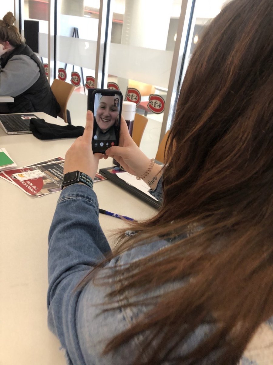stcloudstate's tweet photo. In an effort to help students adjust to self-isolating and remote learning, student Peer Wellness coaches are reaching out virtually with Huskies Hangout sessions. #DoTheUnexpected #UnleashAmazing
https://t.co/tdjkHWCva7 https://t.co/VSWBT74PQO