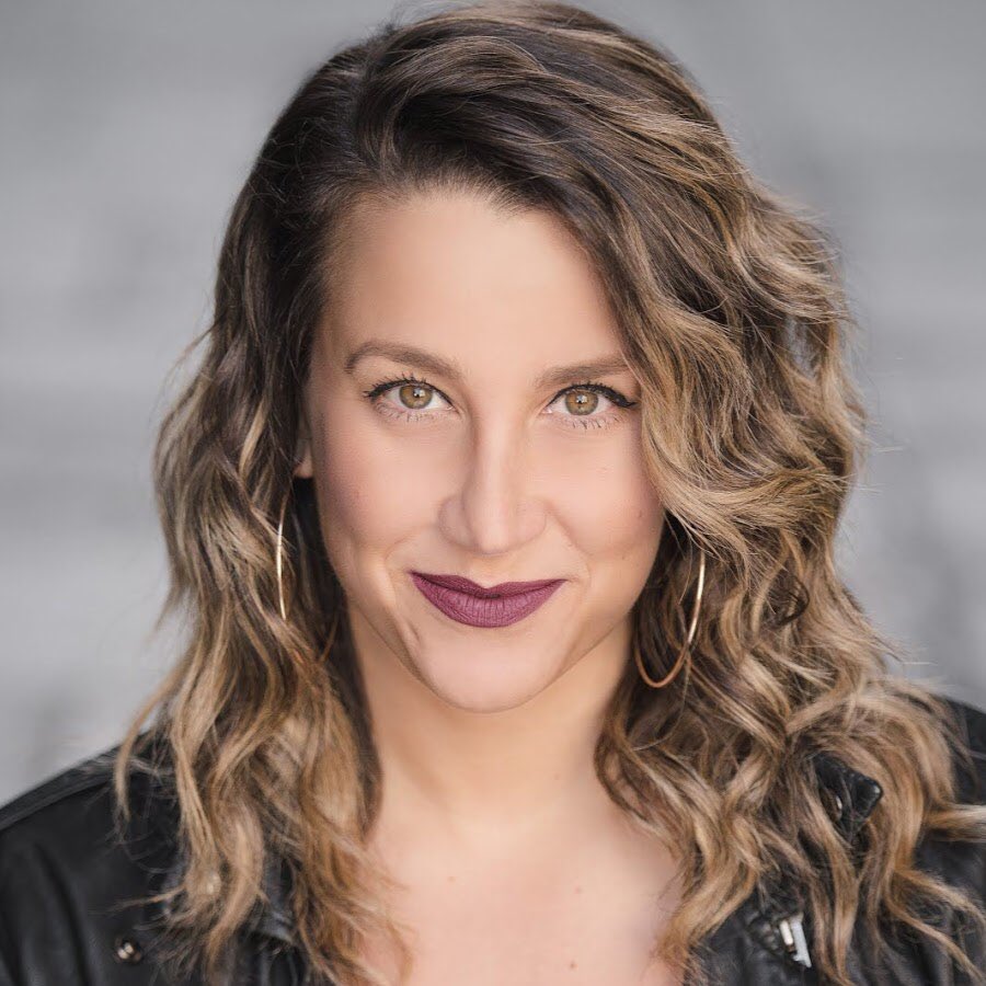 I’ve just booked an online ‘30 minutes Brush Up vocal lesson’ with this godess! <a href="/TheNatalieWeiss/">иαтαℓιє ωєιѕѕ</a> 🎤❤️ Super Nervous/Excited!! 😬🤪