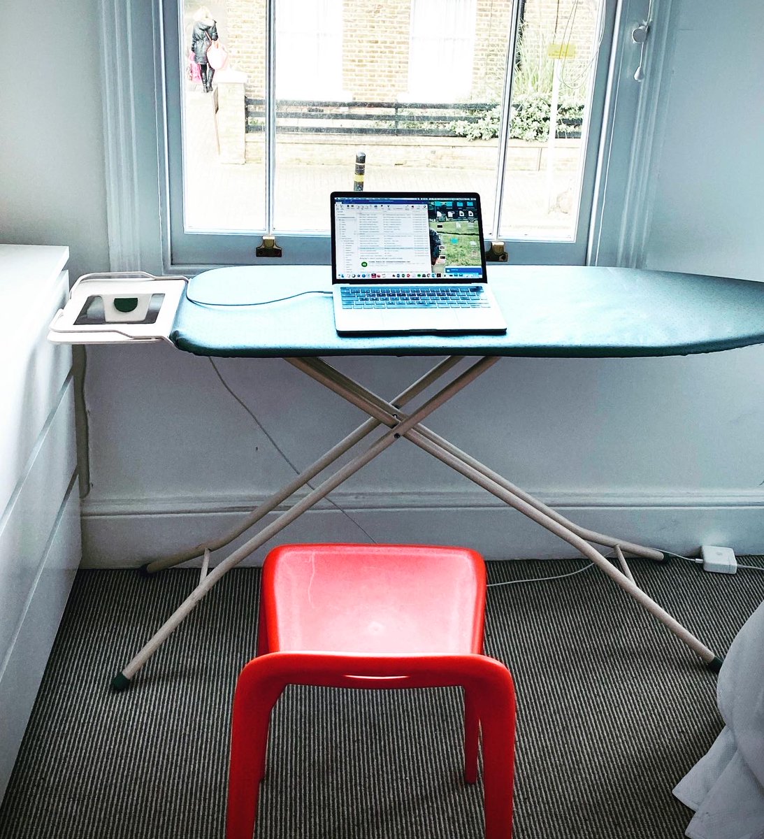 aandeddb's tweet photo. This one goes out to those who’ve had to fashion makeshift desks from household items. We salute you.
Ironing board deskspo courtesy of Tom White &amp; Sophie Chaytor-Grubb 🙌 #adamandeverywhere #ddbfromhome https://t.co/Pgr9efXZAE
