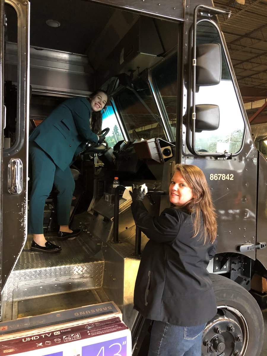 Thank you drivers for everything you do. The L.E.A.D. team appreciates you taking care of our customers. To show our thanks, we sanitized the trucks in the Seattle Center this morning. Stay Safe. <a href="/jeff_courtney/">Jeff Courtney</a> <a href="/NesSeman9/">Nes Seman</a> <a href="/Joseph_Braham/">Joe Braham</a> <a href="/NorthwestUPSers/">Northwest UPSers</a> <a href="/catala_amanda/">Amanda Catala</a>